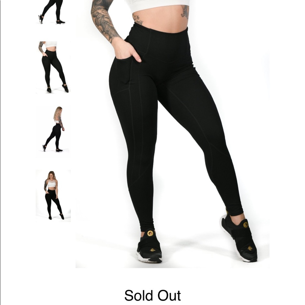 Til You Collapse Black Heart Booty leggings